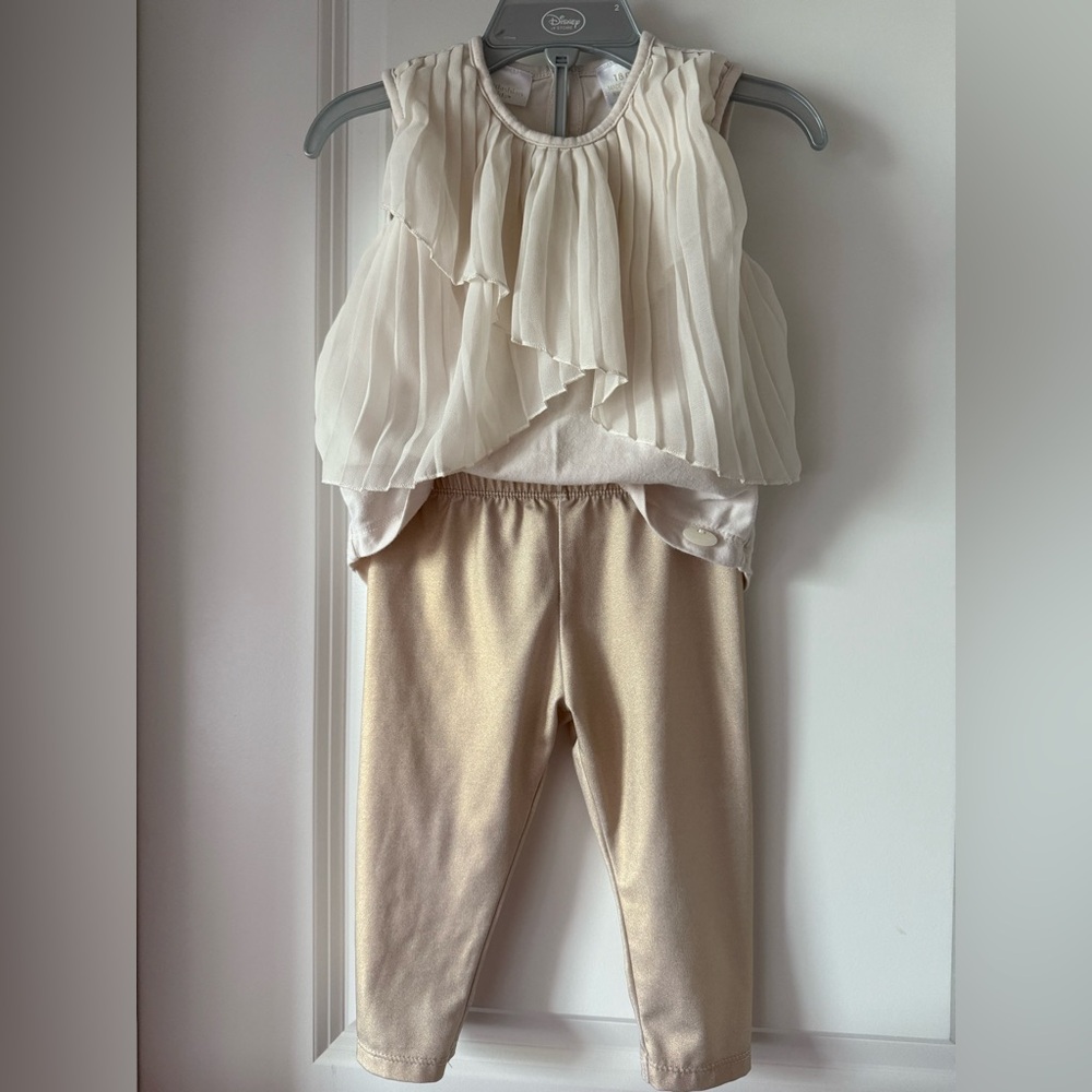 Kardashian Kids Cream and Gold Match Set - Size 12 - 18 mos - Preloved